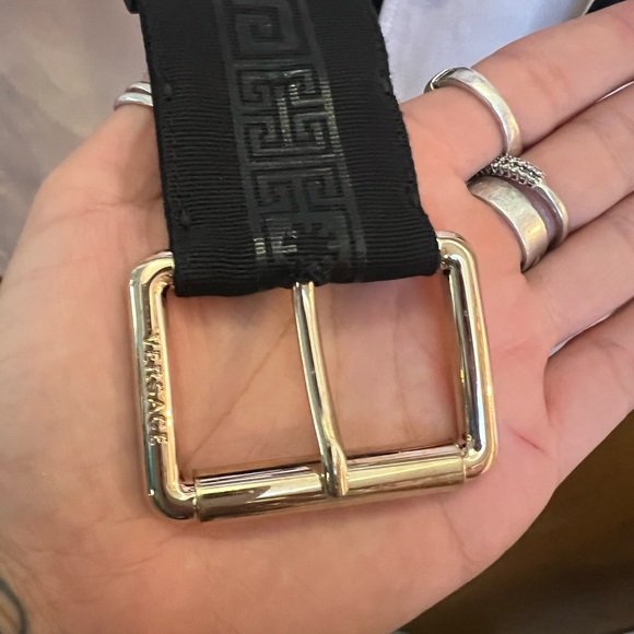 Versace Women's Light Pink and Black Trench Coat - Picture 6 of 8